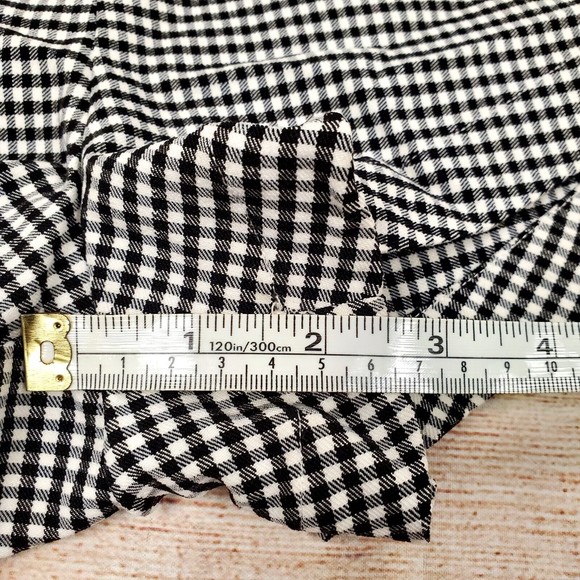 Urban Outfitters Plaid Women's Shorts High Rise Size 8 - Picture 5 of 6